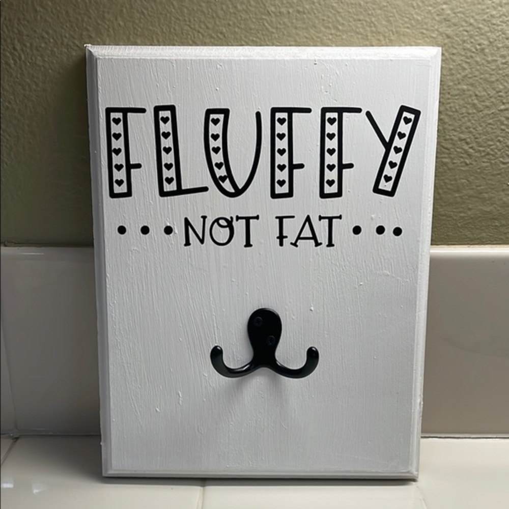 White‎ and Black Leash Hanging Wall Decor